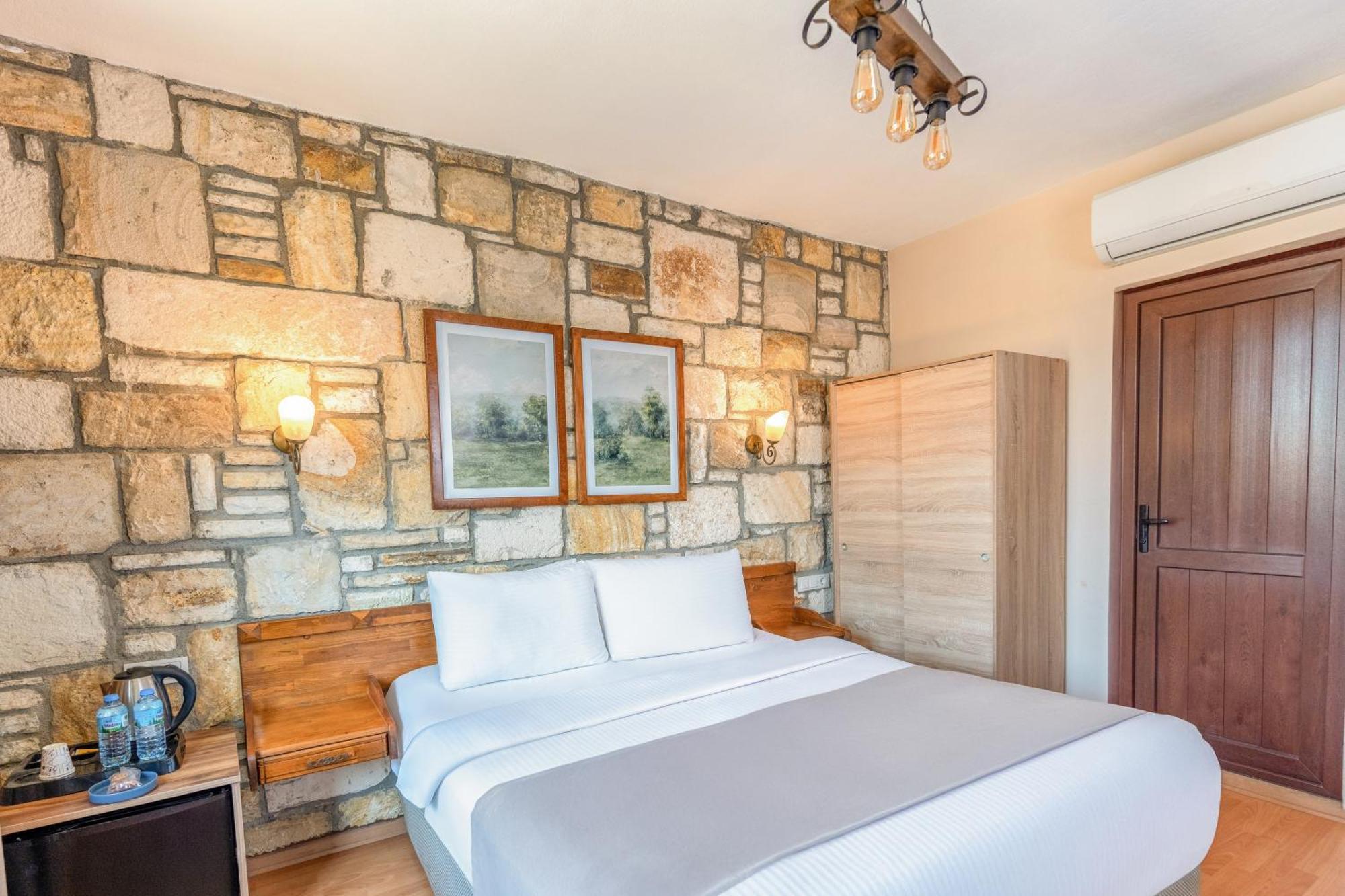 Hotel Kozbeyli Konagi à Yenifoca Extérieur photo