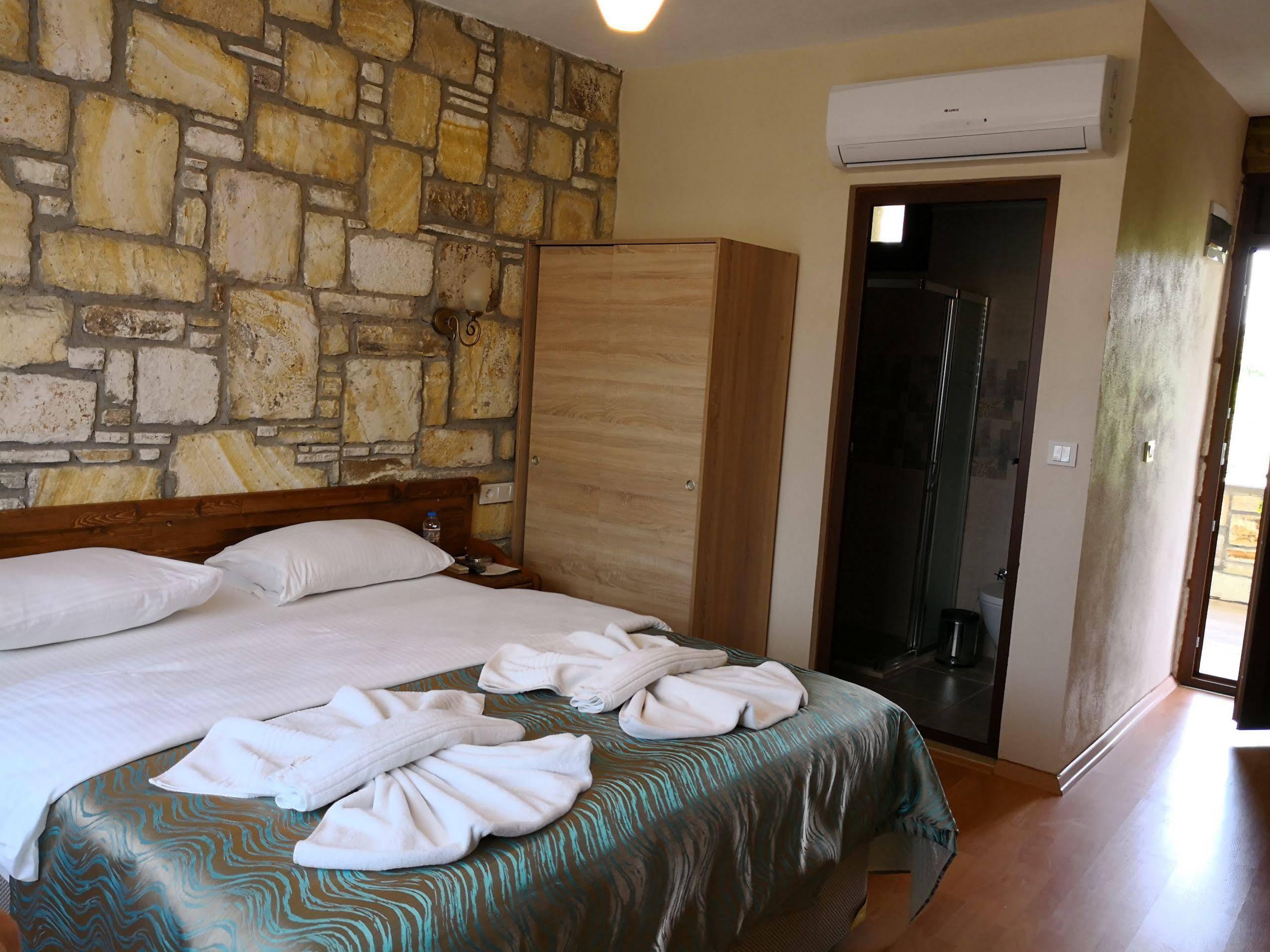 Hotel Kozbeyli Konagi à Yenifoca Extérieur photo